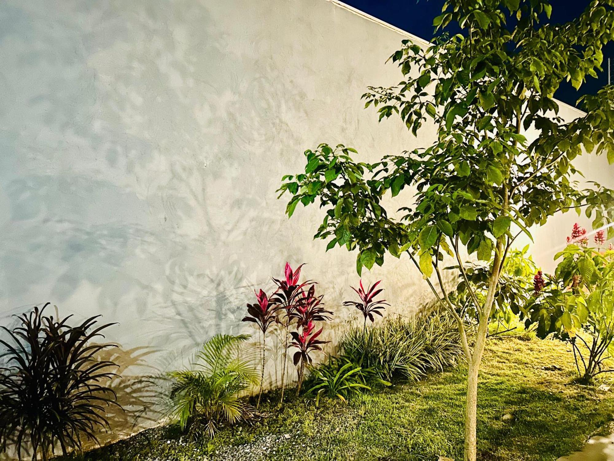 Casa Com Spa De Hidro Com Aquecedor A 700 Mts Do Centro Chapada dos Guimaraes Ngoại thất bức ảnh